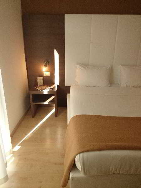 Hotel Ambassador-monaco 3*